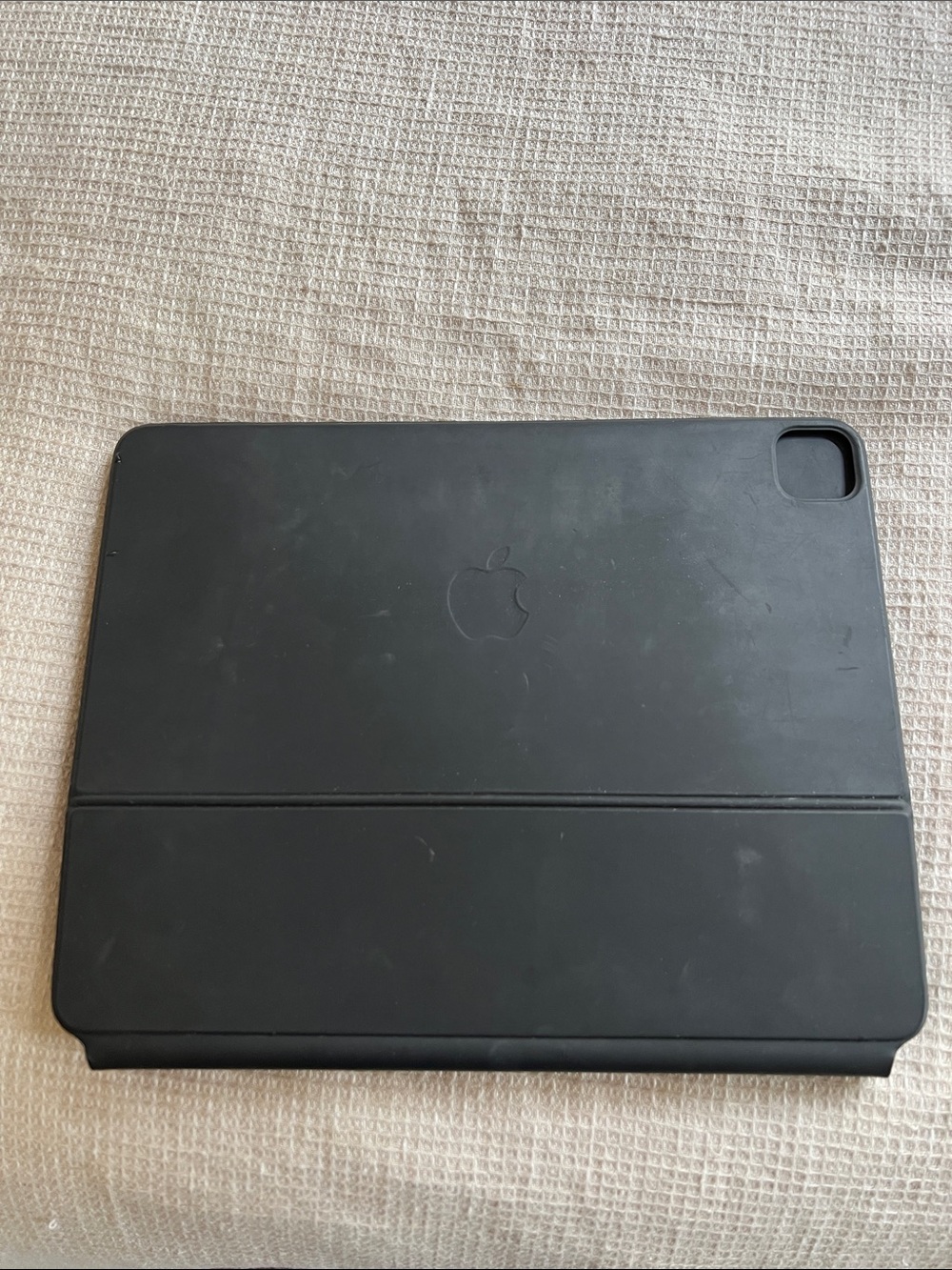 Apple Black iPad Folio Case with Camera Cutout